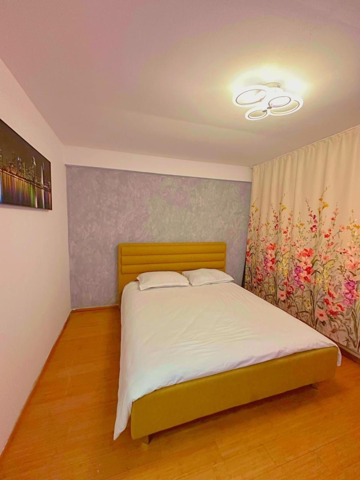 Lukapartaments Tulcea Bagian luar foto